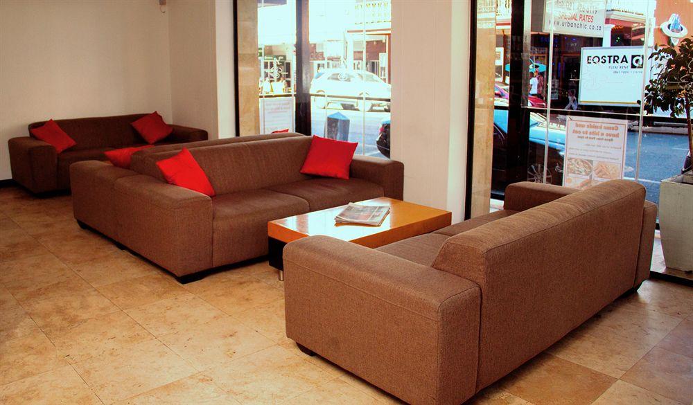 Urban Chic Boutique Hotel & Cafe Кейптаун Екстериор снимка