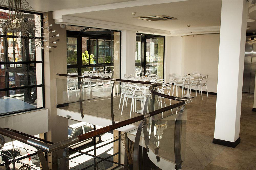 Urban Chic Boutique Hotel & Cafe Кейптаун Екстериор снимка