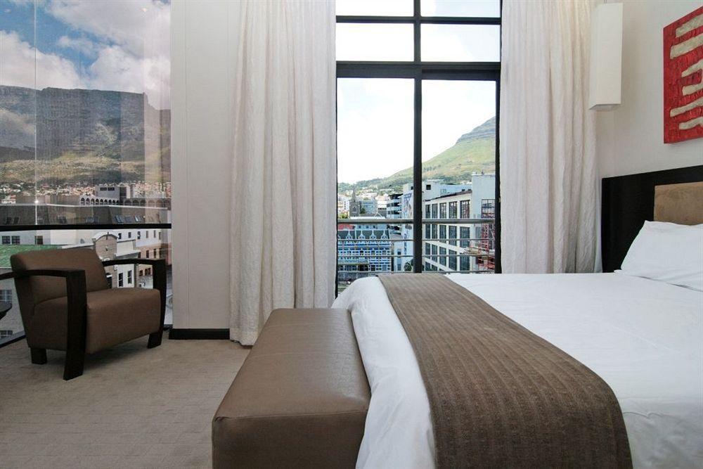 Urban Chic Boutique Hotel & Cafe Кейптаун Стая снимка