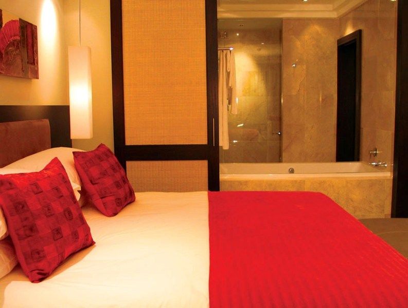 Urban Chic Boutique Hotel & Cafe Кейптаун Екстериор снимка