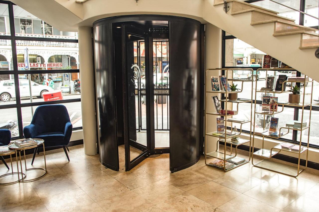 Urban Chic Boutique Hotel & Cafe Кейптаун Екстериор снимка