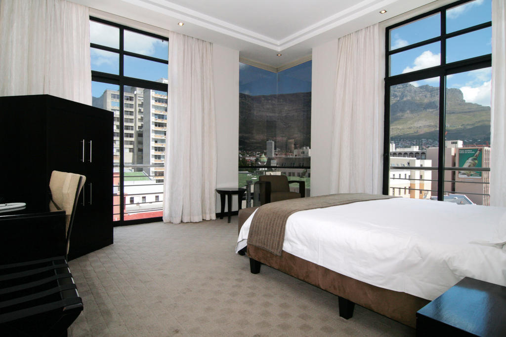 Urban Chic Boutique Hotel & Cafe Кейптаун Екстериор снимка